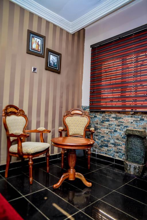 Power Mike Guest House Abuja Eksteriør bilde